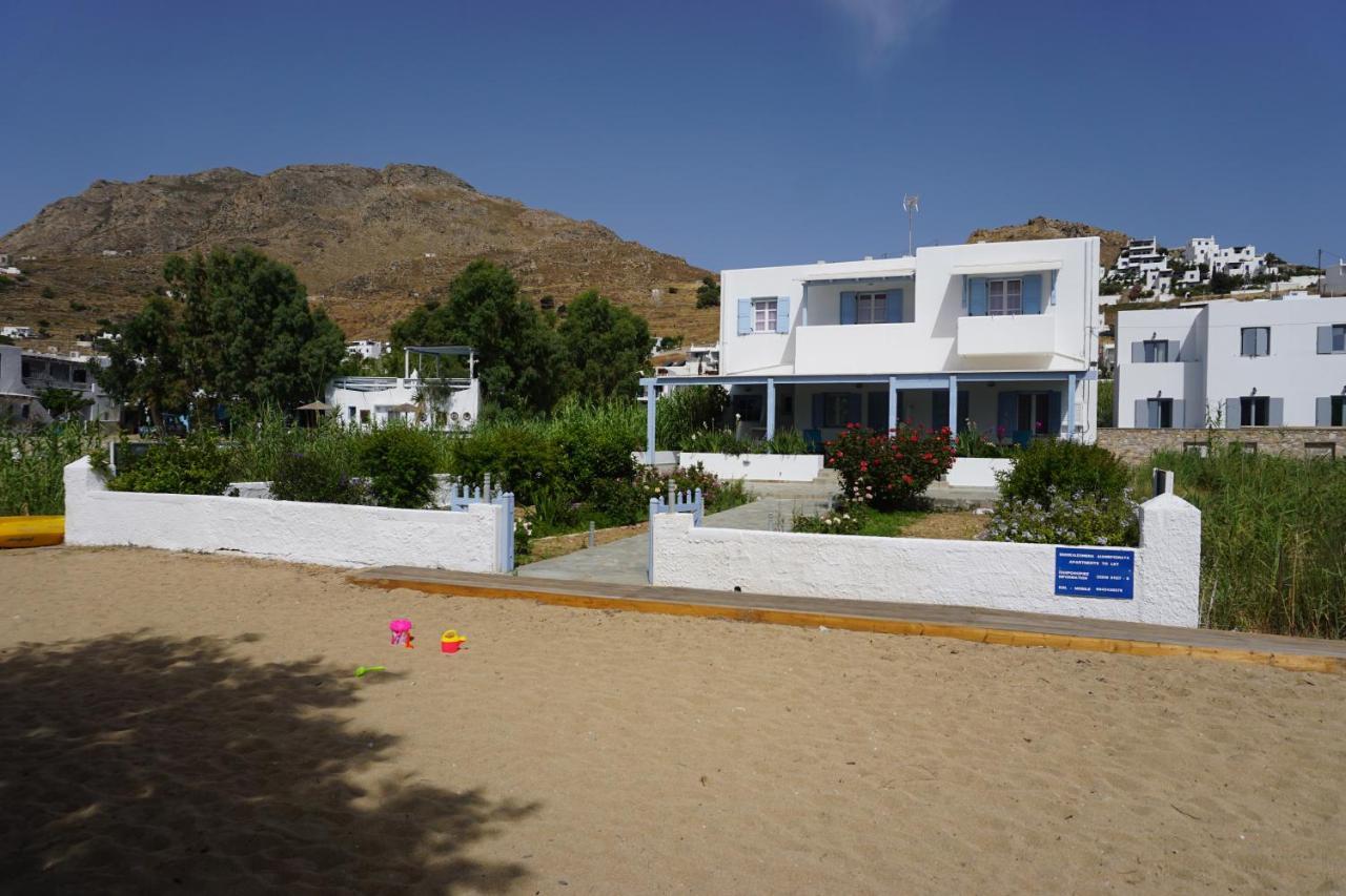 Galazio Seaside Apartments Livadakia ภายนอก รูปภาพ